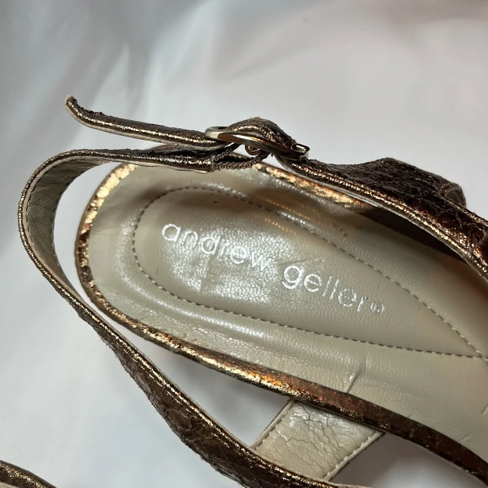 Andrew Geller Elden Metallic Bronze Wedges size 8.5 Snakeskin Print Sandals